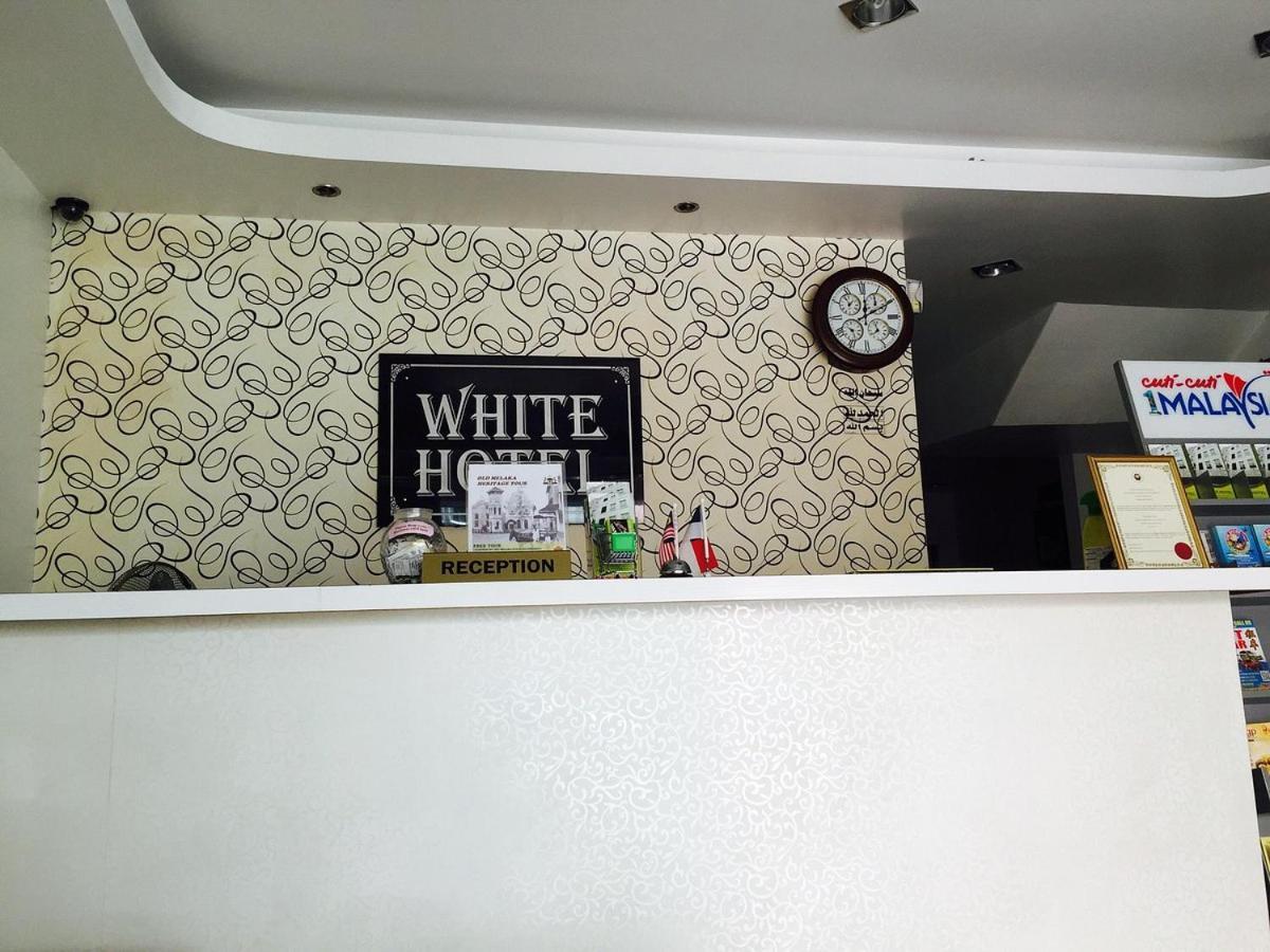 White Hotel Malacca Exterior foto